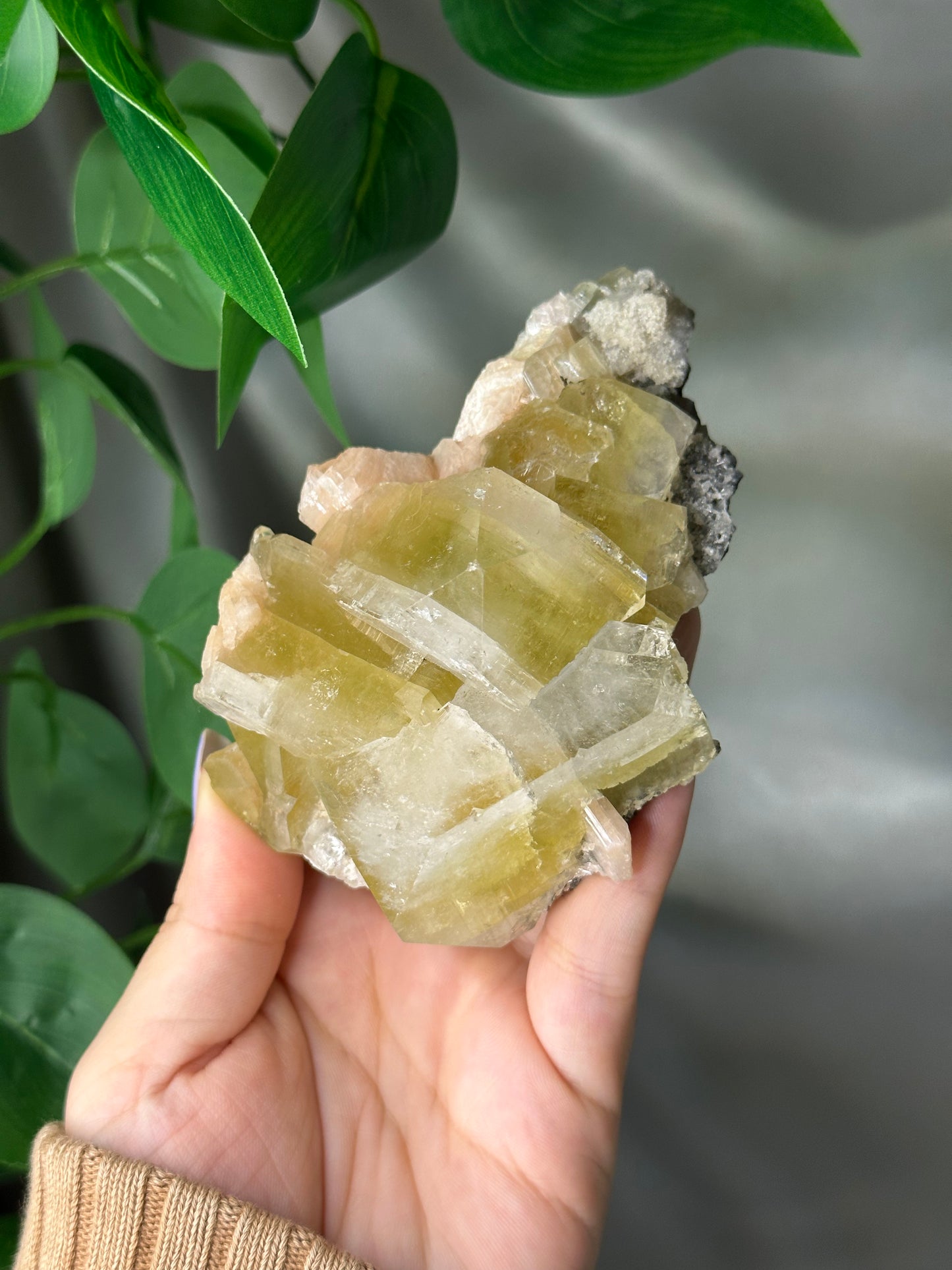 Green Cubic Apophyllite with Peach Stilbite