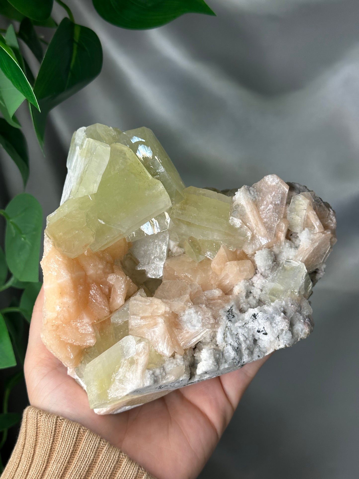 Green Cubic Apophyllite with Peach Stilbite on Chalcedony