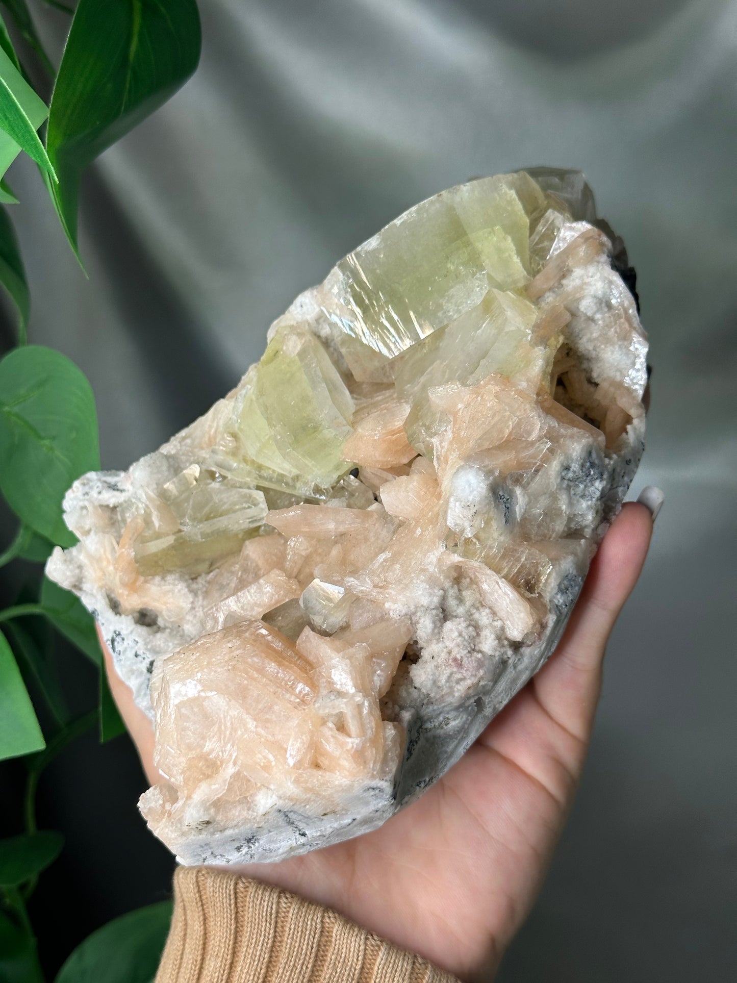 Green Cubic Apophyllite with Peach Stilbite on Chalcedony