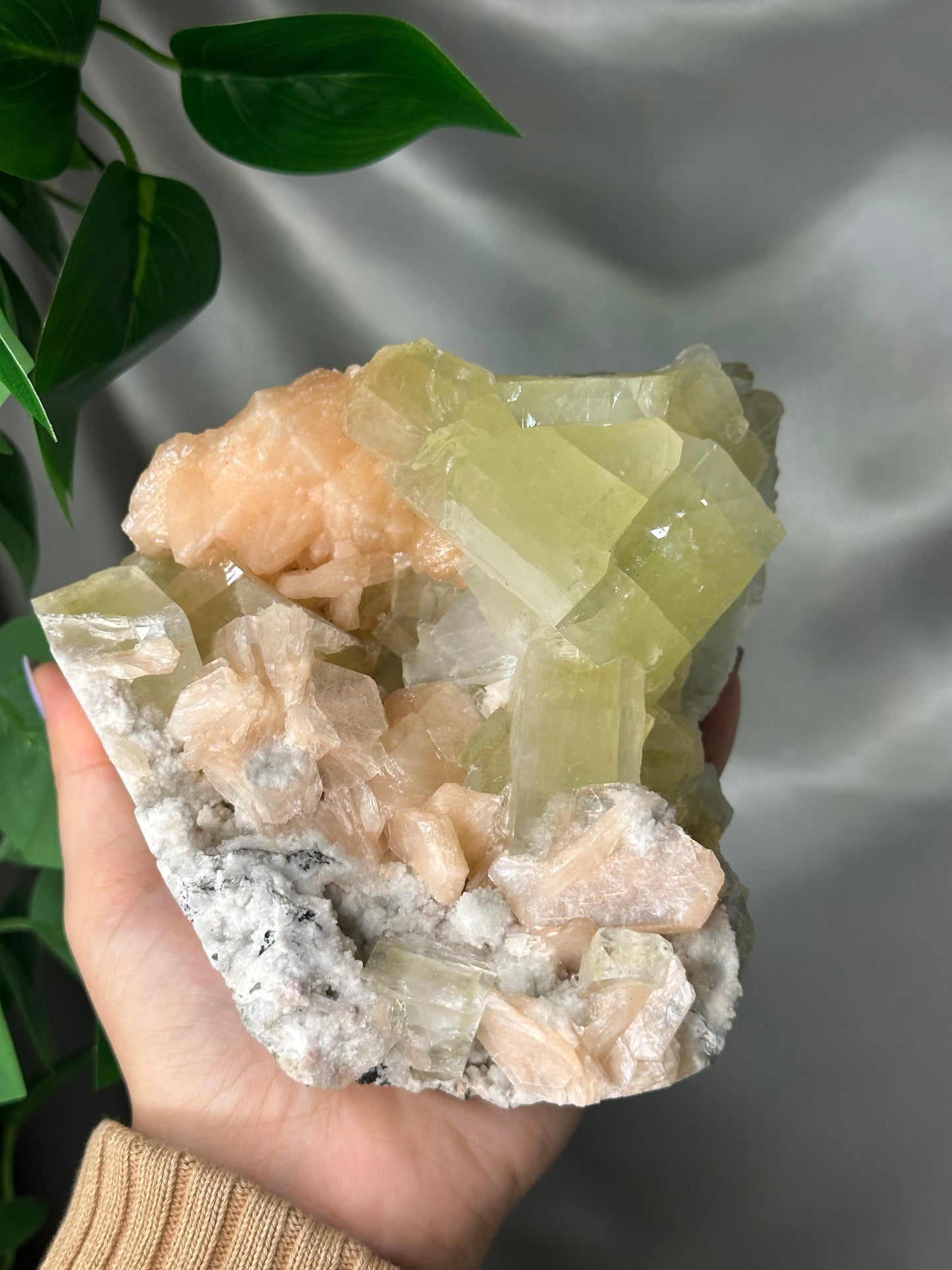 Green Cubic Apophyllite with Peach Stilbite on Chalcedony