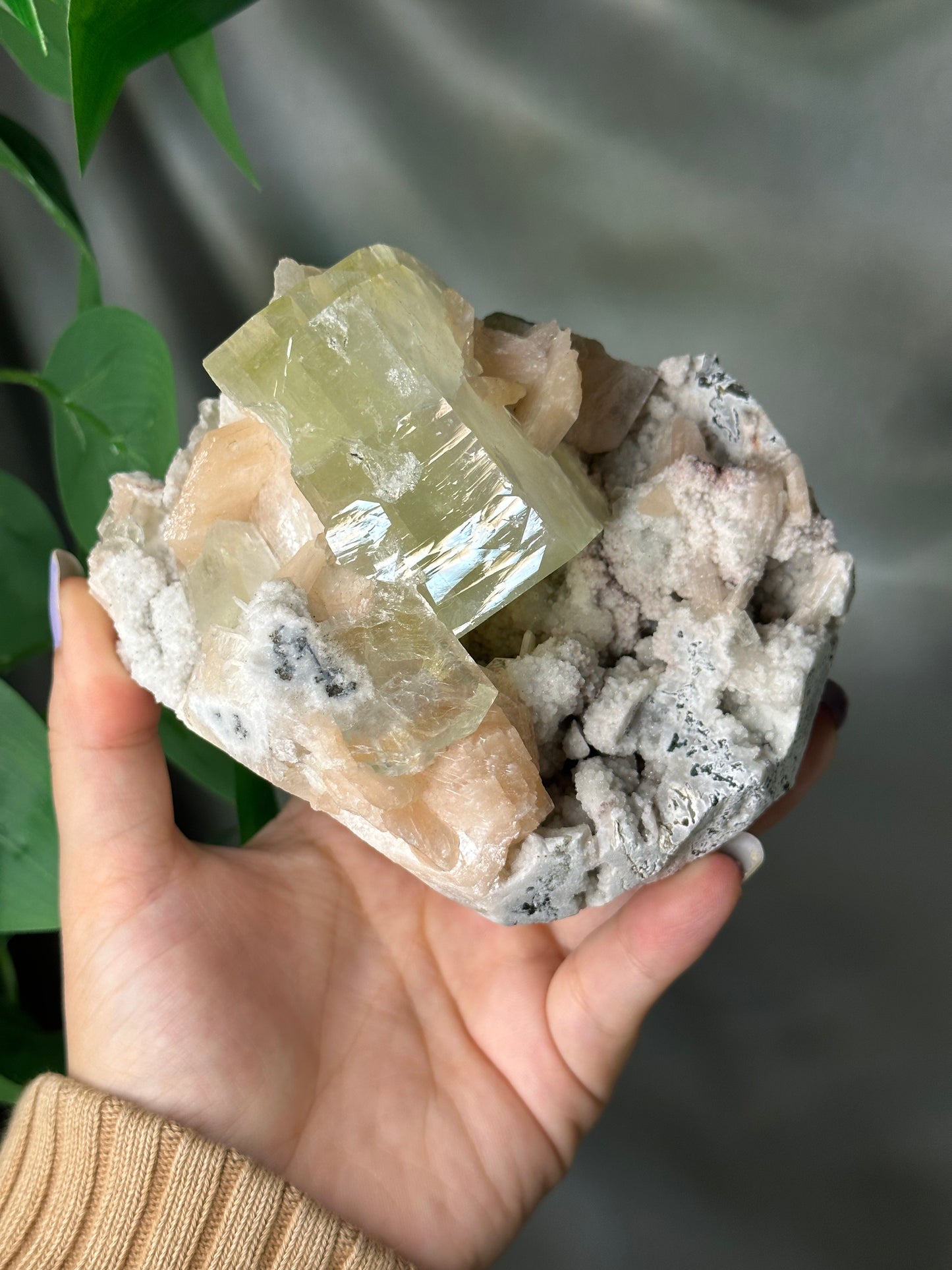 Green Cubic Apophyllite with Peach Stilbite on Chalcedony