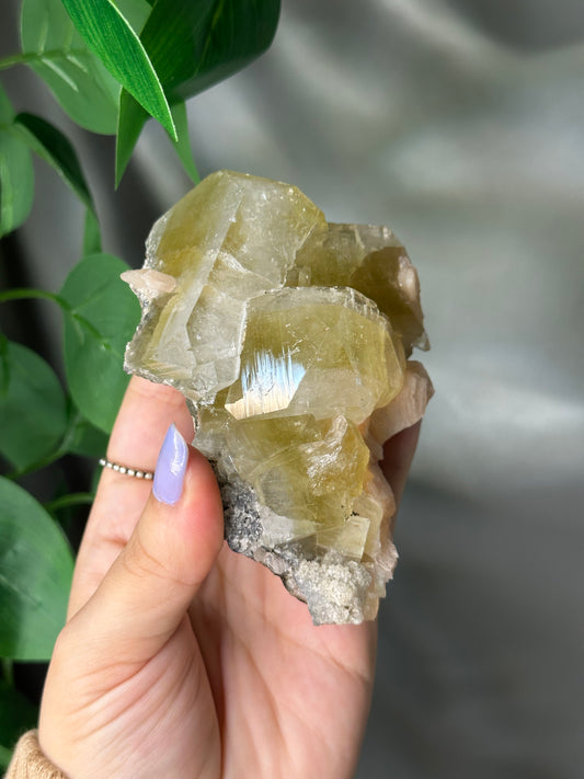 Green Cubic Apophyllite with Peach Stilbite