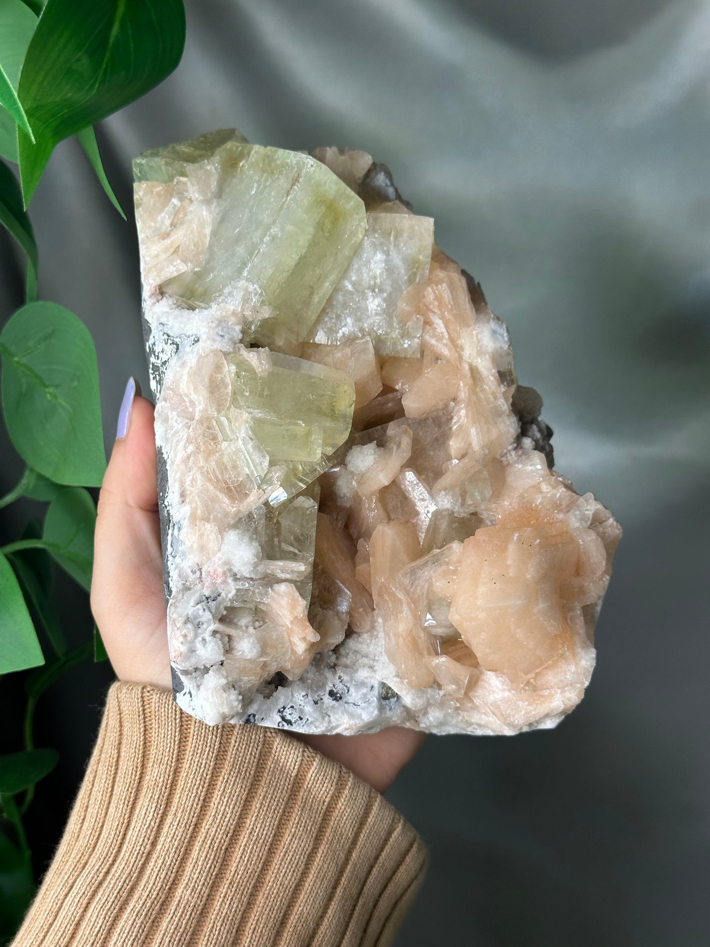 Green Cubic Apophyllite with Peach Stilbite on Chalcedony